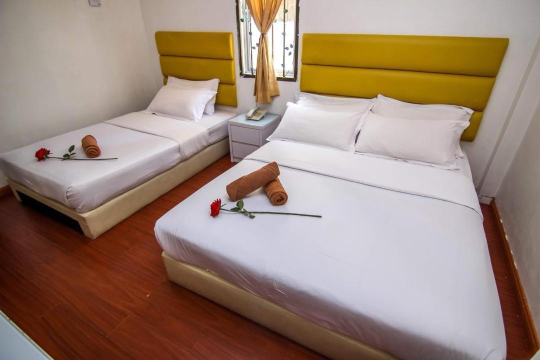 Rose Cottage Hotel Bandar Seri Alam Джохор Бахру Екстериор снимка
